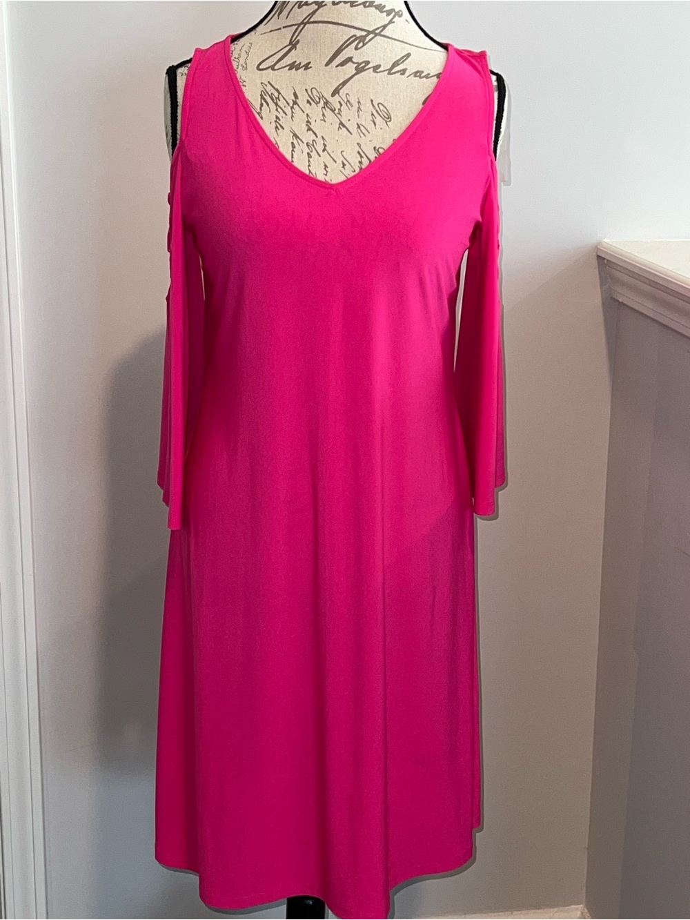 Bright Pink Cold-Shoulder V-Neck Midi Dress - Picture 2 of 9